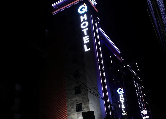 Hotel Q5